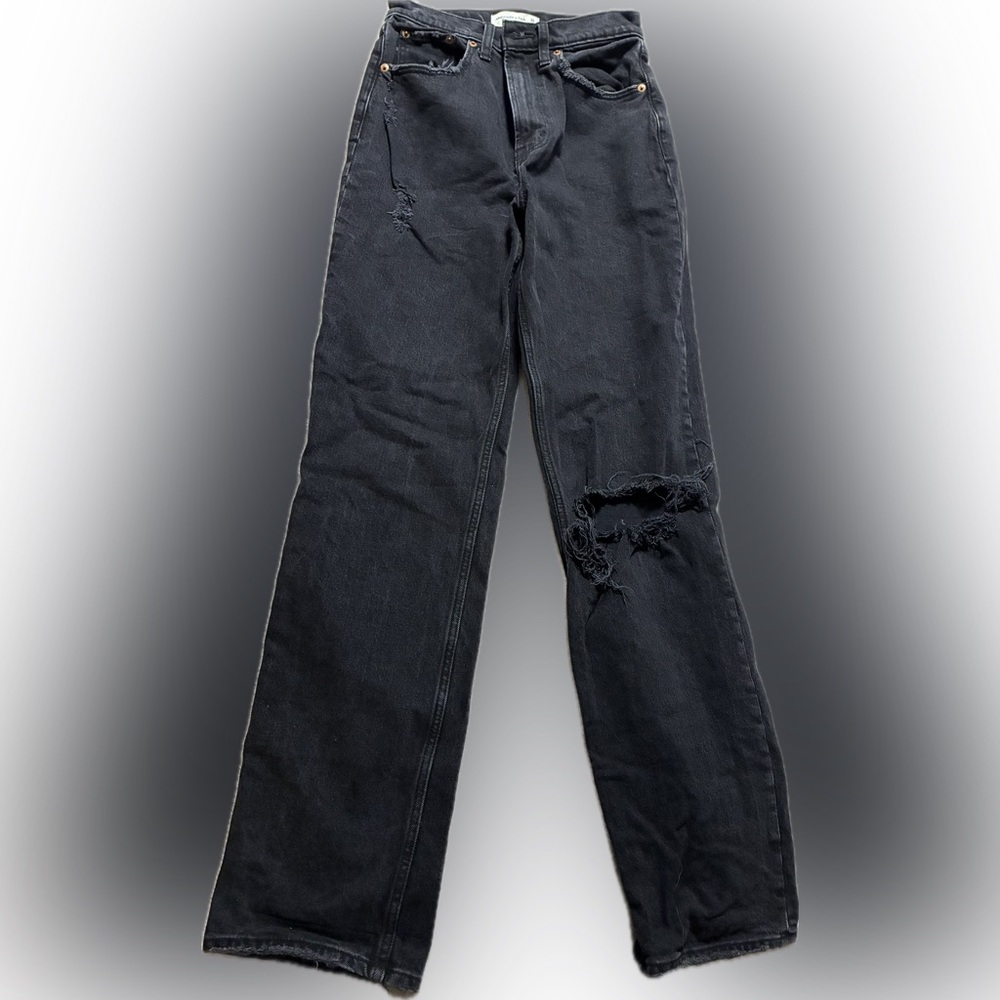ABERCROMBIE | 90s Straight Ultra High Rise | Black Distressed Jeans | 26